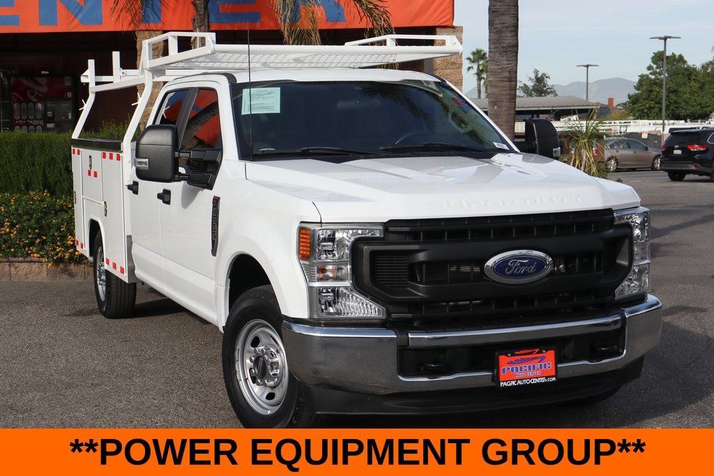 Used 2022 Ford F250 XL w/ Power Equipment Group RWD image 2