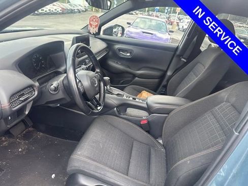 Used 2025 Honda HR-V Sport image 10