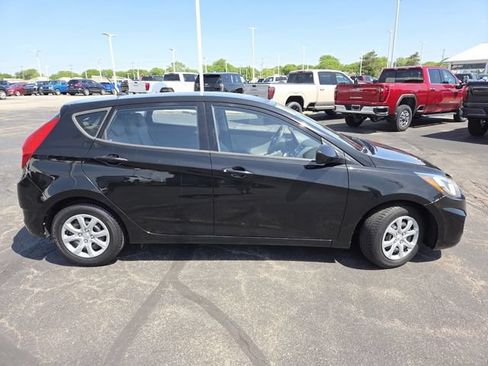 Used 2014 Hyundai Accent GS FWD image 19