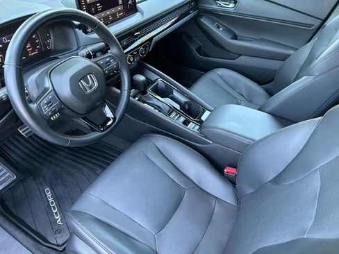 Used 2025 Honda Accord Sport image 11