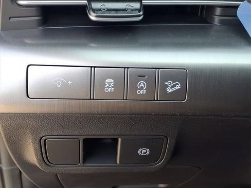 New 2026 Hyundai Kona SE image 19