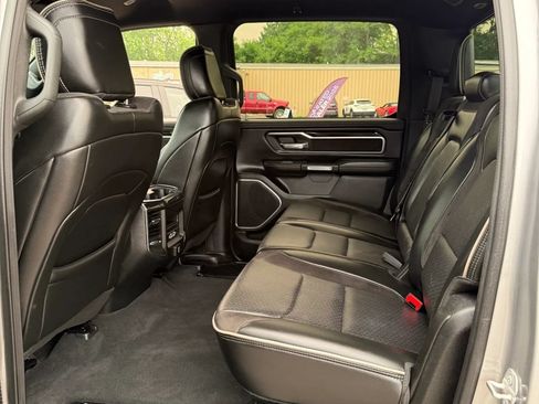 Used 2019 RAM 1500 Laramie w/ Sport Appearance Package AWD/4WD image 21