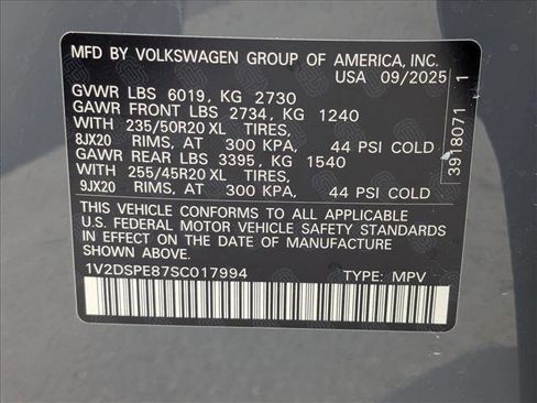 New 2025 Volkswagen ID.4 Pro image 18