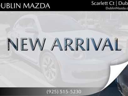 Used 2013 Volkswagen Beetle 2.5