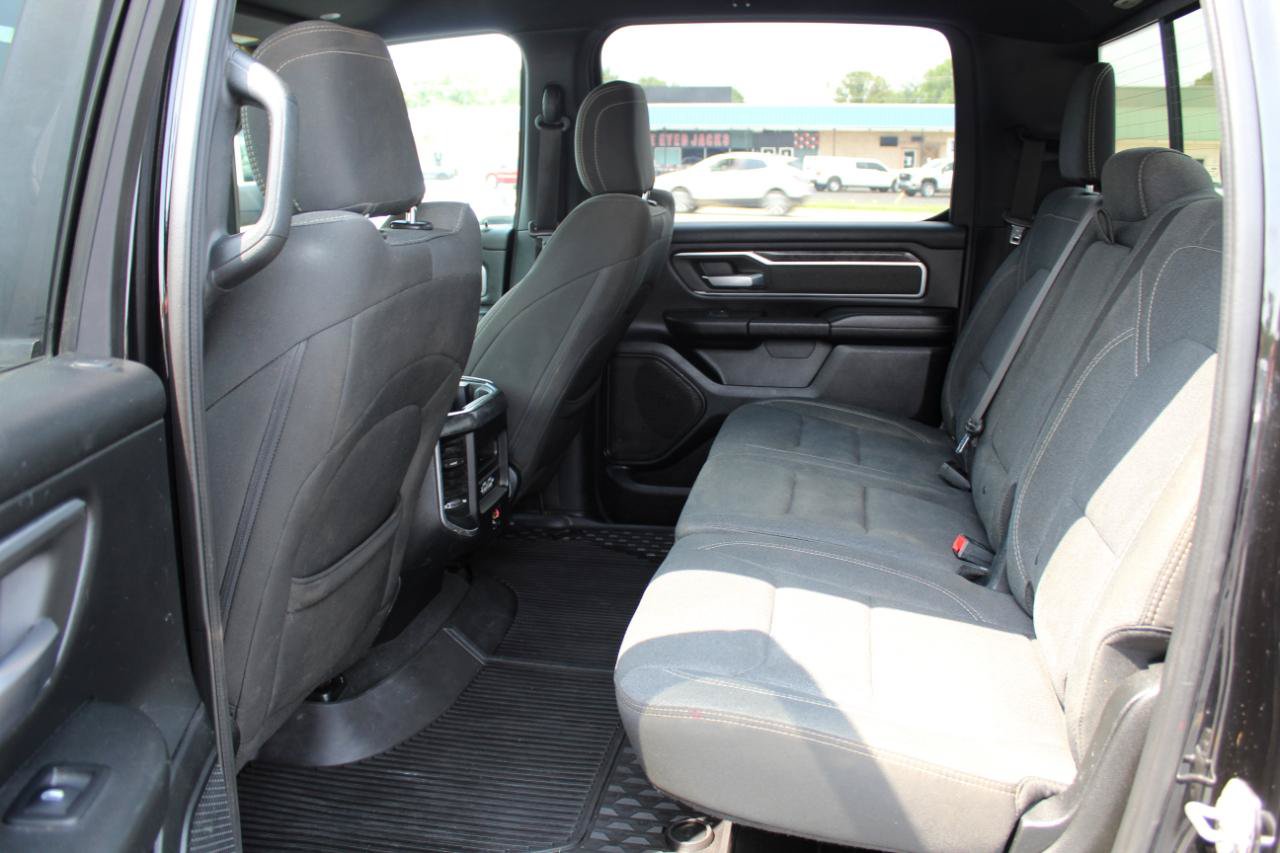 Used 2019 RAM 1500 Big Horn AWD/4WD image 10