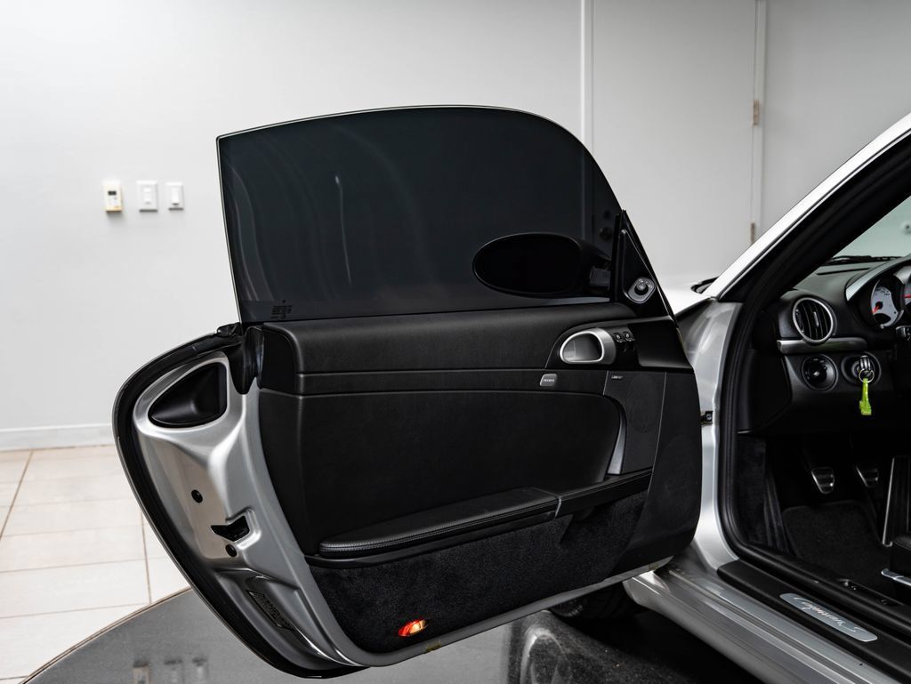 Used 2006 Porsche Cayman S RWD image 25