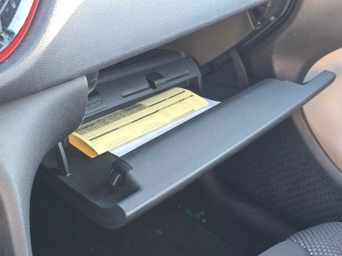 Used 2015 Dodge Dart SXT image 38