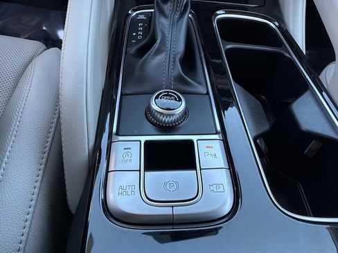 Used 2024 Kia Telluride SX image 38