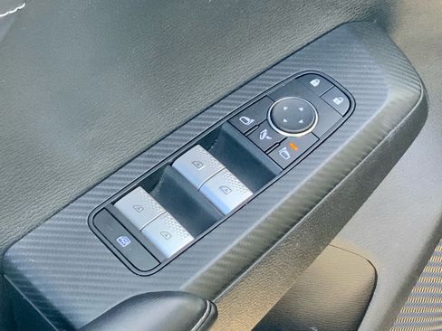 Used 2024 Mitsubishi Outlander SE image 52