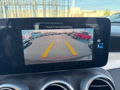 Used 2020 Mercedes-Benz GLC 300 image 9