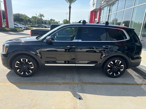 Used 2024 Kia Telluride SX w/ Towing Package AWD/4WD image 2