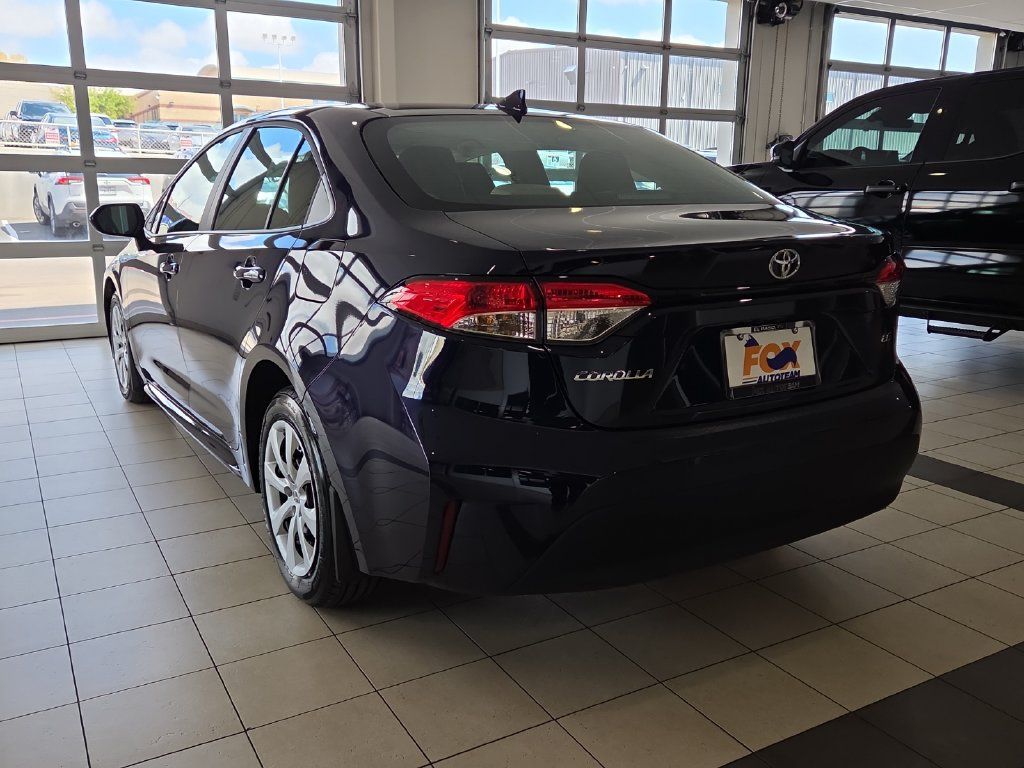 New 2027 Toyota Corolla LE FWD image 3