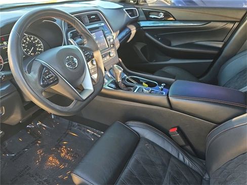 Used 2021 Nissan Maxima SR w/ Sport Mat Group image 15