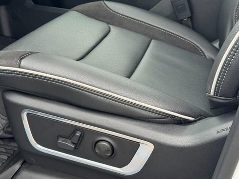 New 2026 RAM 1500 Laramie w/ Sport Appearance Package image 14