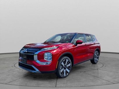 New 2025 Mitsubishi Outlander SE