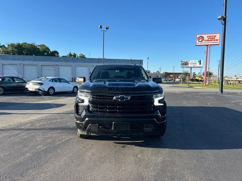Used 2025 Chevrolet Silverado 1500 RST w/ Z71 Off-Road Package AWD/4WD image 3