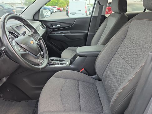 Used 2024 Chevrolet Equinox LT FWD image 16