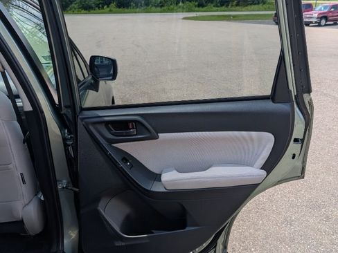 Used 2014 Subaru Forester 2.5i Premium w/ All-Weather Package image 20