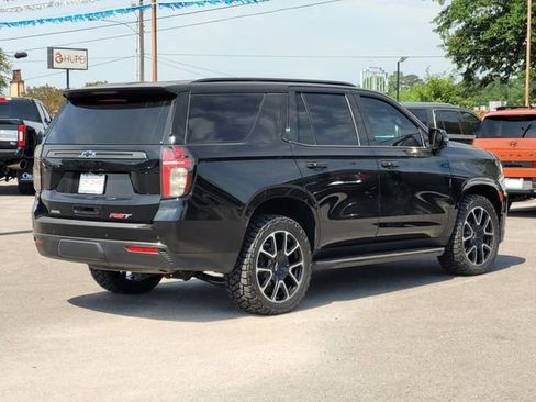 Used 2022 Chevrolet Tahoe RST w/ Luxury Package AWD/4WD image 5