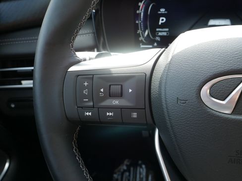 Certified 2024 INFINITI QX60 Sensory w/ Vision Package image 31