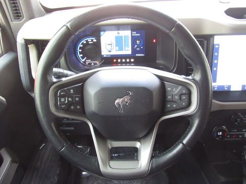 Used 2021 Ford Bronco Wildtrak AWD/4WD image 23