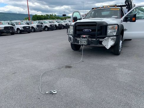 Used 2014 Ford F550 4x4 Regular Cab Super Duty image 36