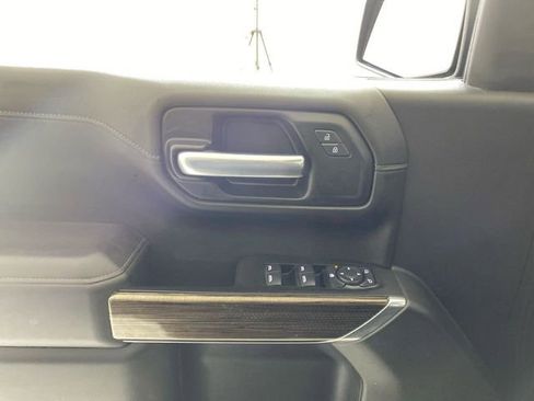 Used 2021 Chevrolet Silverado 1500 LT Trail Boss w/ Convenience Package II AWD/4WD image 26