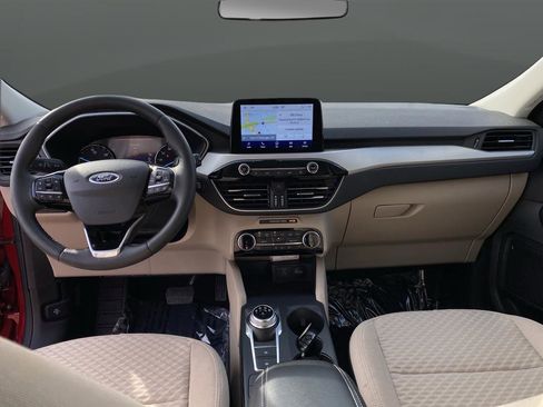 Used 2022 Ford Escape SE w/ Cold Weather Package image 5