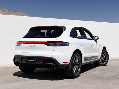 Certified 2025 Porsche Macan Turbo AWD/4WD image 7