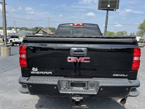 Used 2015 GMC Sierra 3500 Denali w/ Duramax Plus Package AWD/4WD image 5