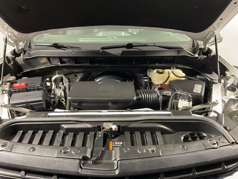 Used 2021 Chevrolet Silverado 1500 LT w/ Z71 Off-Road Package image 6