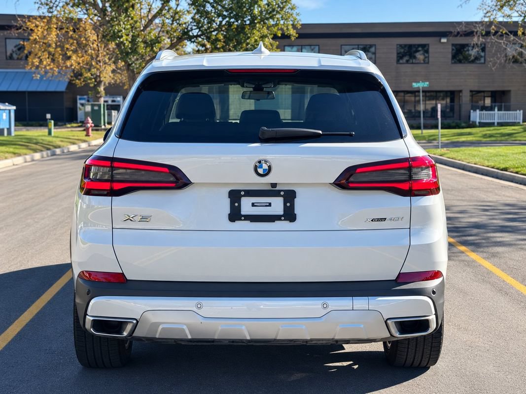 Used 2021 BMW X5 xDrive40i AWD/4WD image 3