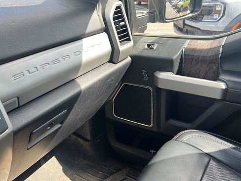 Used 2019 Ford F350 Lariat w/ Lariat Ultimate Package AWD/4WD image 20