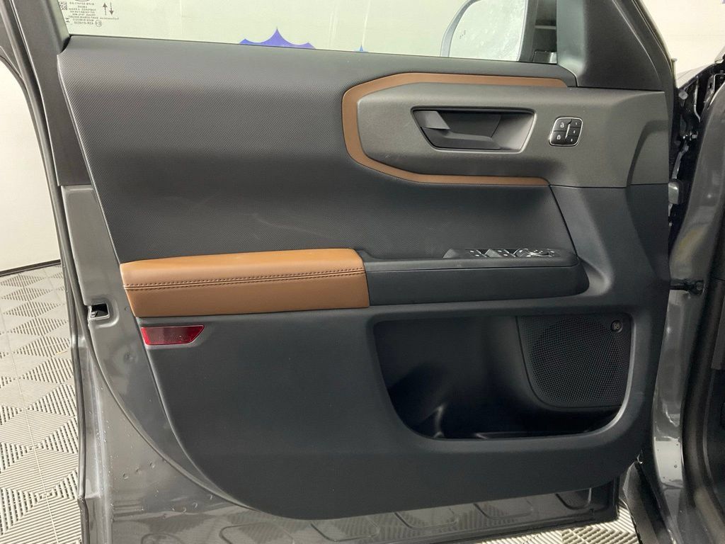 New 2026 Ford Bronco Sport Outer Banks w/ Outer Banks Tech Package+ AWD/4WD image 12