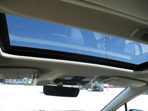 Used 2023 Subaru Crosstrek 2.5i Sport AWD/4WD image 33