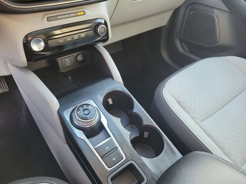 Used 2023 Ford Escape Active w/ Tech Pack #2 image 31