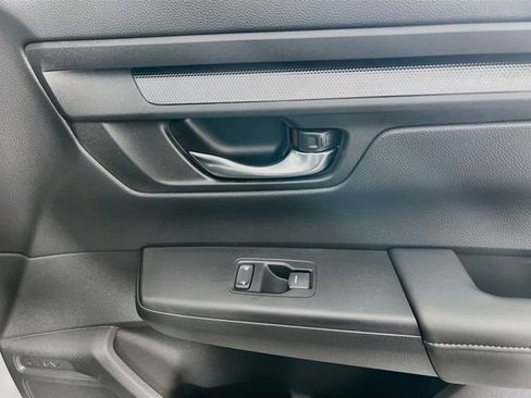 Used 2025 Honda CR-V EX image 32