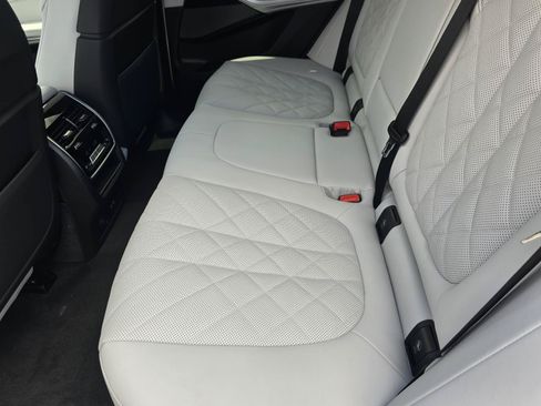 New 2026 BMW X5 xDrive40i w/ M Sport Package AWD/4WD image 14