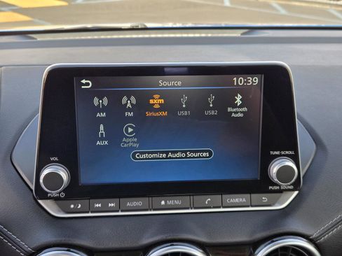 Used 2024 Nissan Sentra SV image 9