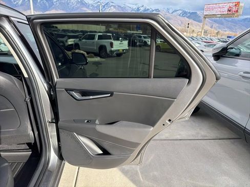 Certified 2024 Kia Niro EX Touring image 30