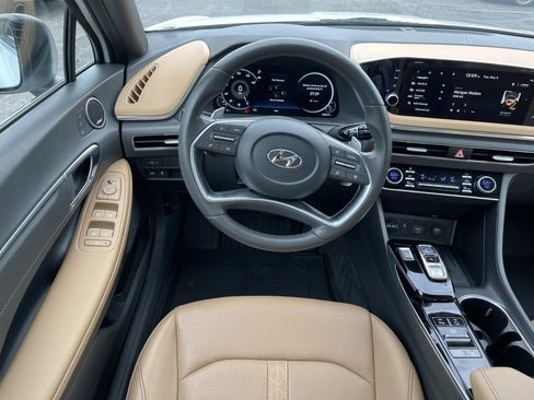 Used 2023 Hyundai Sonata Limited FWD image 10