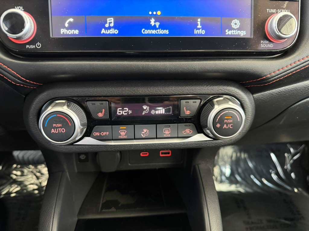 Used 2024 Nissan Versa SR FWD image 40