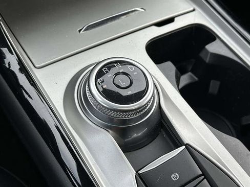 Used 2022 Ford Explorer ST-Line w/ Class IV Trailer Tow Package image 21