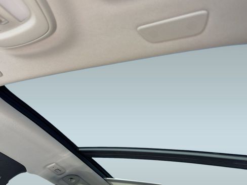 Certified 2023 Volvo V60 B5 Cross Country Plus image 15