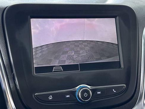 Used 2023 Chevrolet Equinox LT FWD image 15
