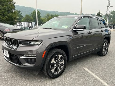 Used 2022 Jeep Grand Cherokee Limited 4xe AWD/4WD image 3