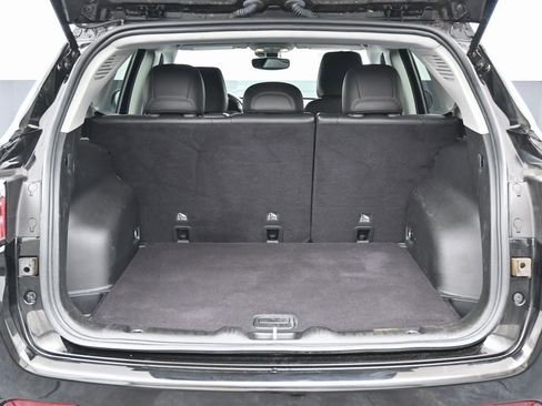 Used 2022 Jeep Compass Latitude image 15