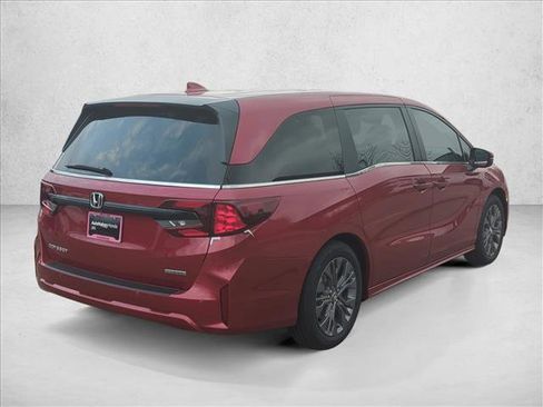 New 2026 Honda Odyssey Touring image 5