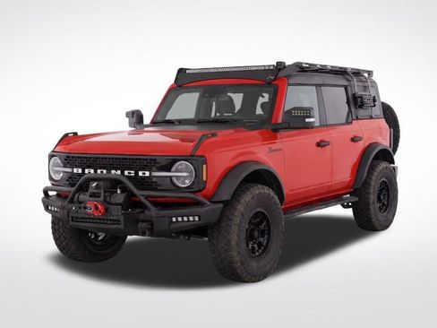Used 2023 Ford Bronco Wildtrak AWD/4WD image 3