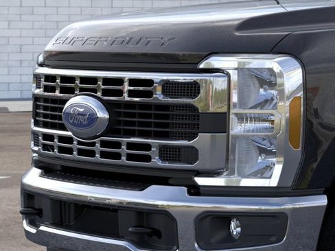 New 2026 Ford F250 XLT w/ Snow Plow Prep Package AWD/4WD image 18